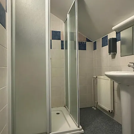 Maidla Hostel Vandrerhjem *